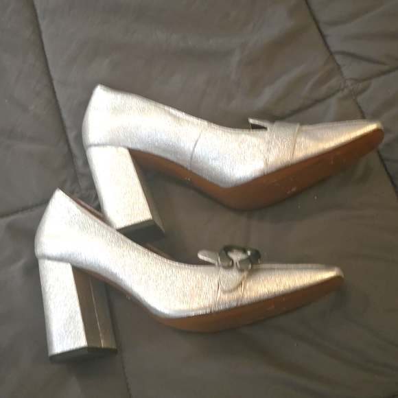 Coach Metallic Silver Pumps - Picture 2 of 3